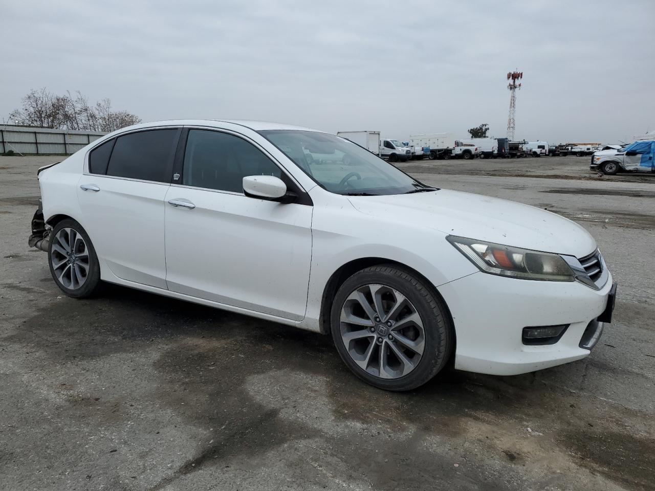 2015 Honda Accord - Image 4