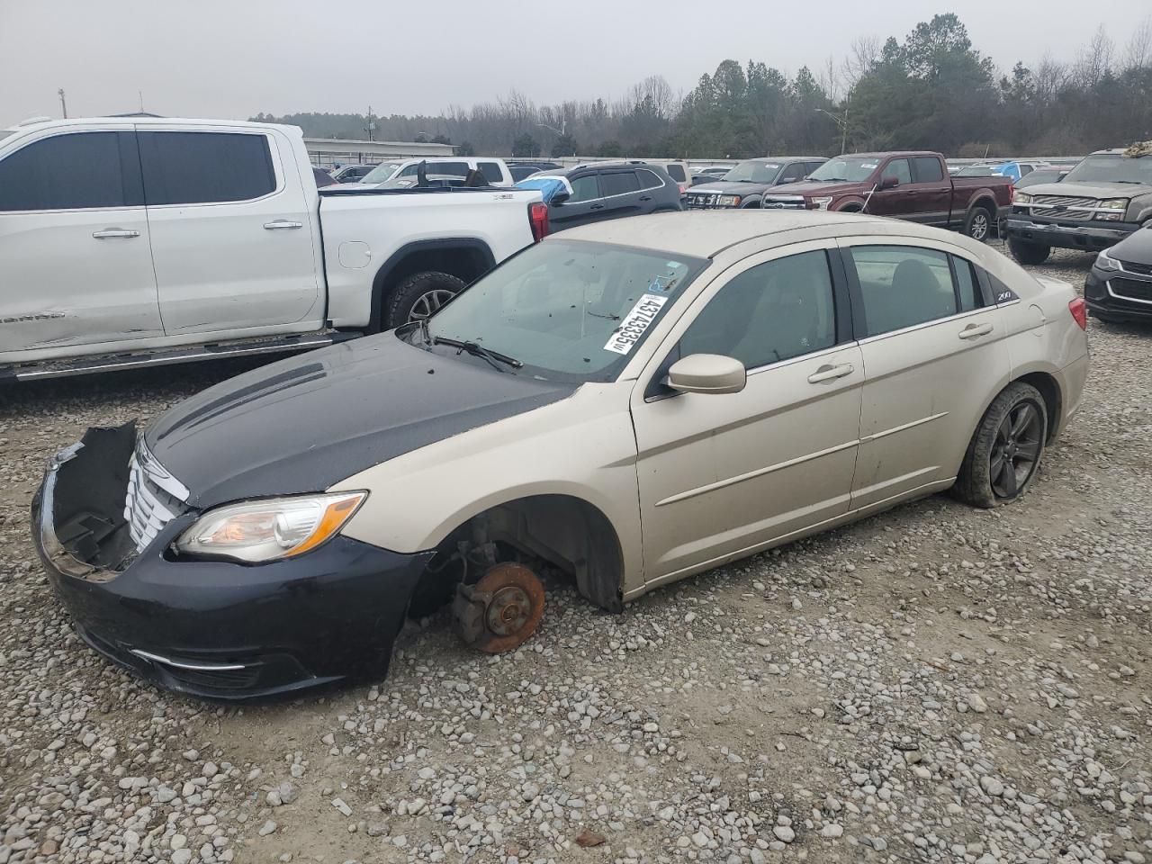 2013 Chrysler 200 Touring for Sale in Memphis, TN - Front End