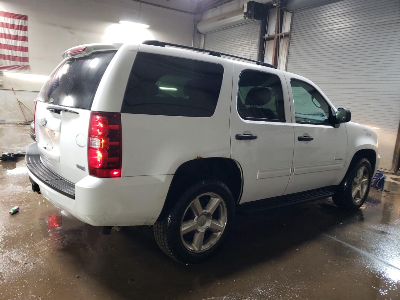 2010 Chevrolet Tahoe - Image 3