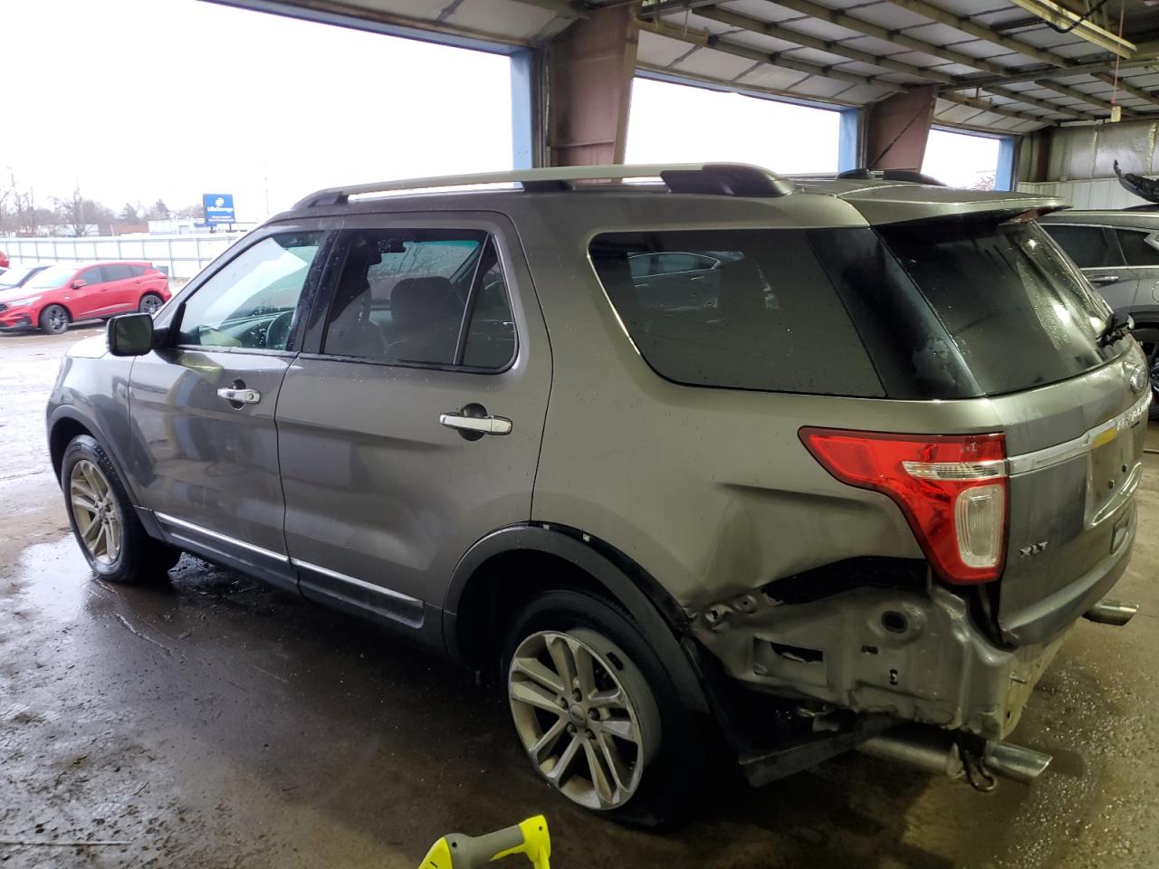 2011 Ford Explorer - Image 2