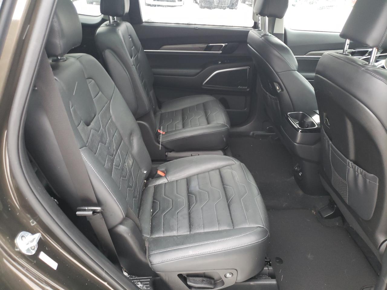 2020 Kia Telluride - Image 11