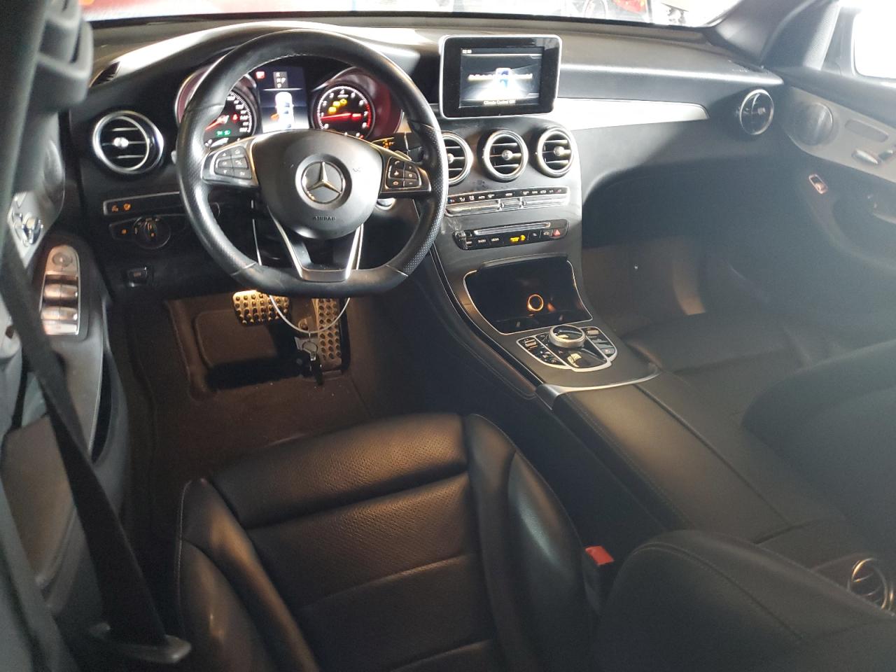 2019 Mercedes-Benz GLC - Image 8