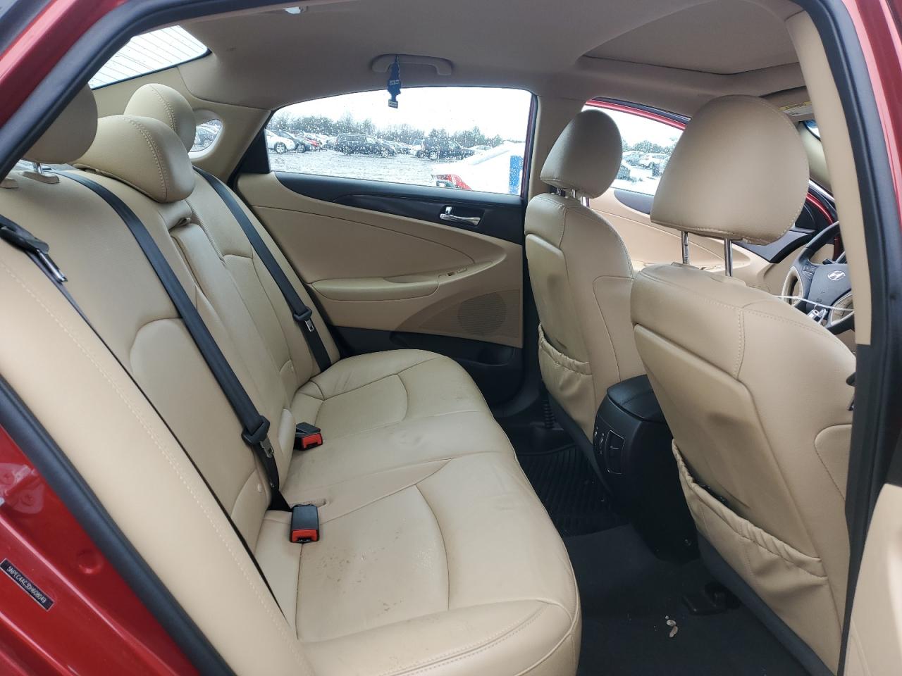 2013 Hyundai Sonata - Image 10