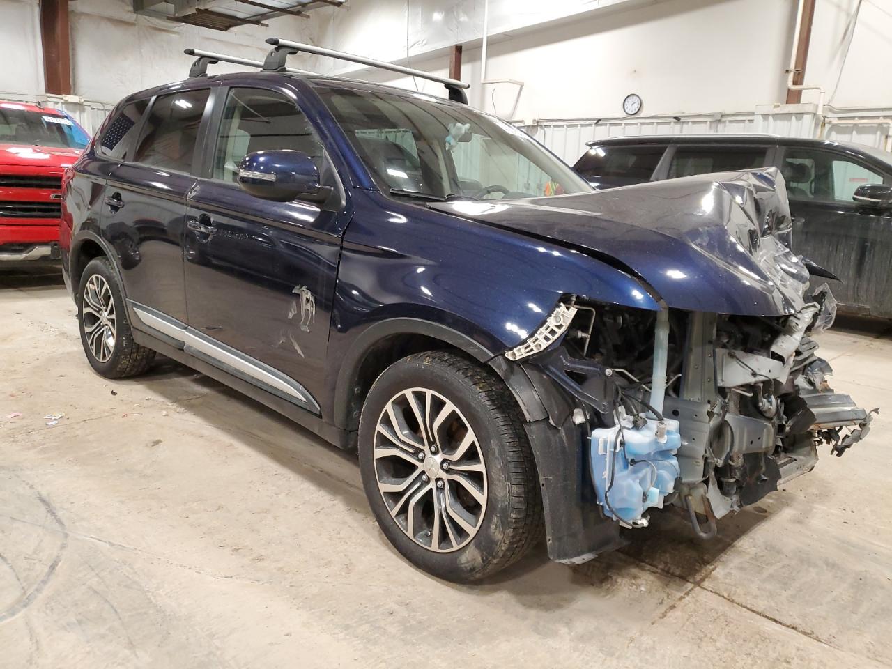 2017 Mitsubishi Outlander - Image 4