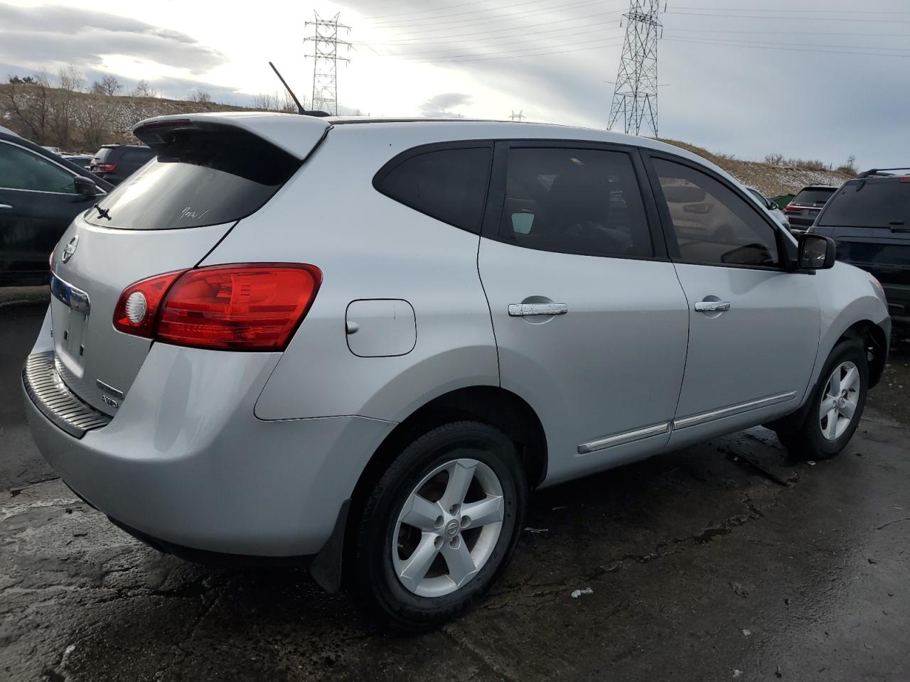 2012 Nissan Rogue - Image 3