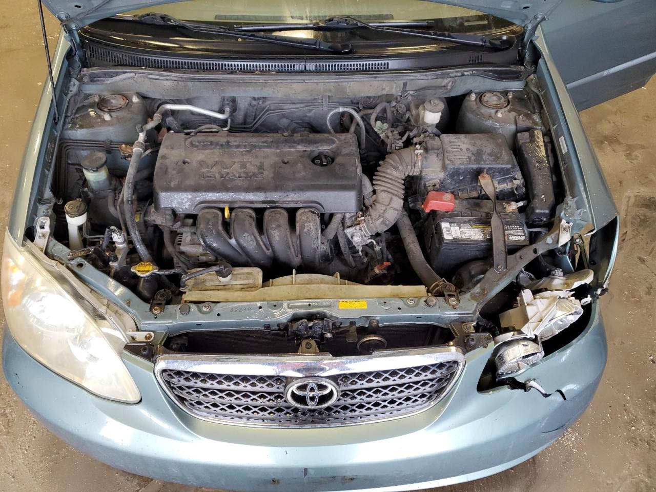 2005 Toyota Corolla - Image 11