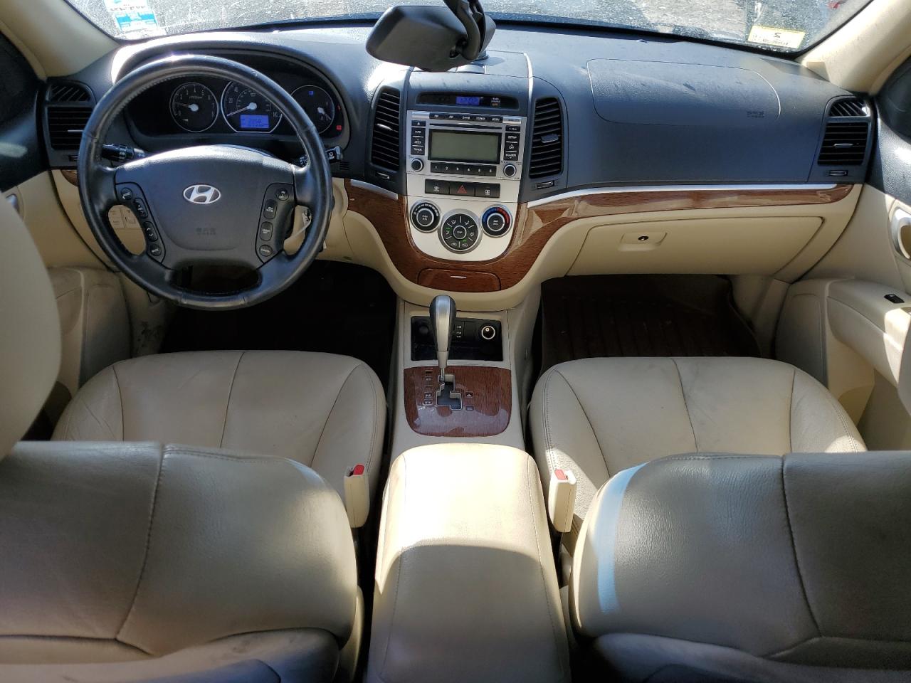 2009 Hyundai Santa Fe - Image 8