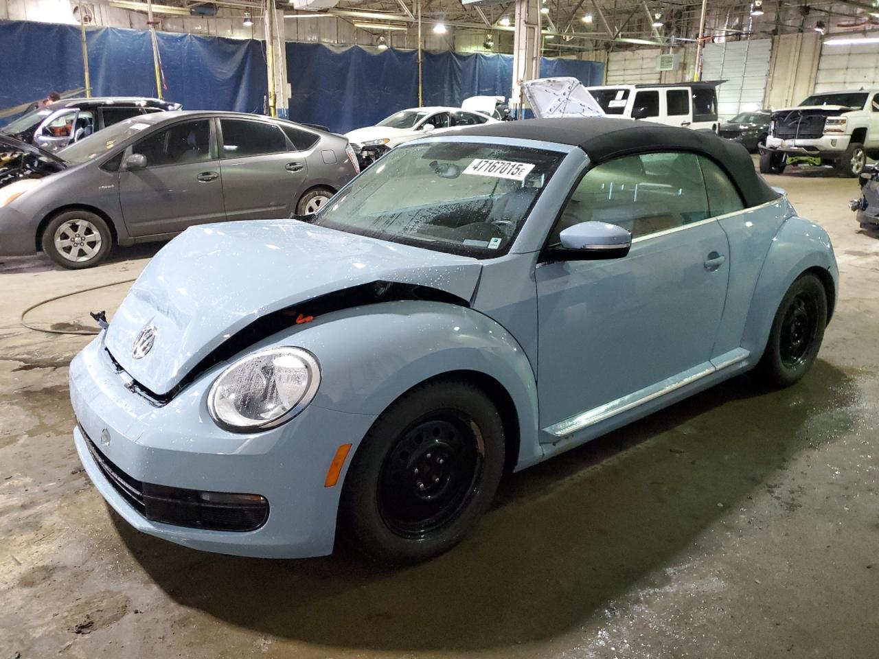 2013 Volkswagen Beetle - Image 1