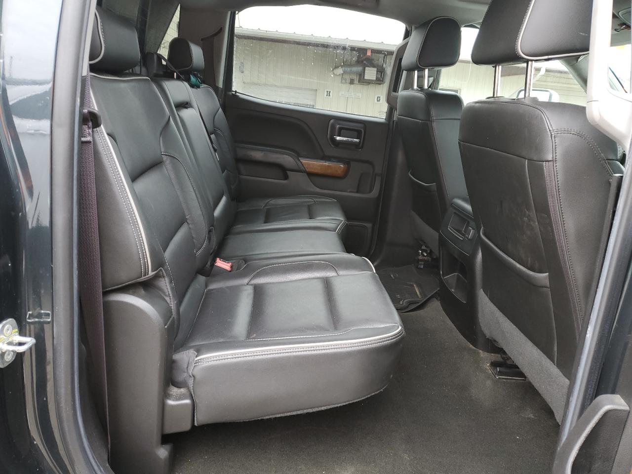 2017 Chevrolet Silverado - Image 10