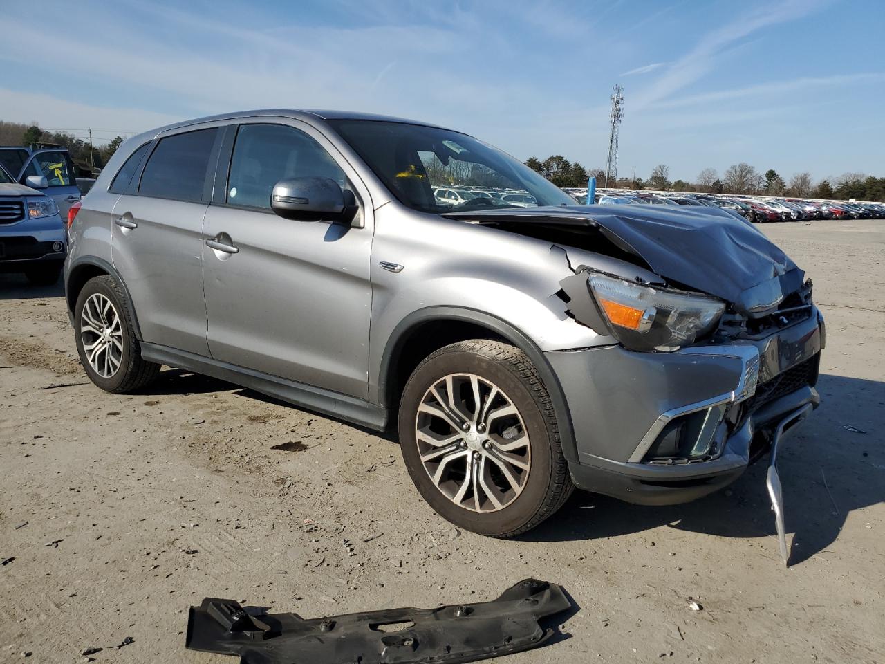 2019 Mitsubishi Outlander - Image 4