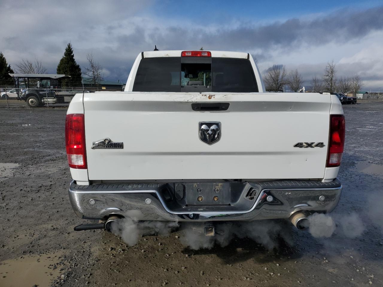 2016 RAM 1500 - Image 6