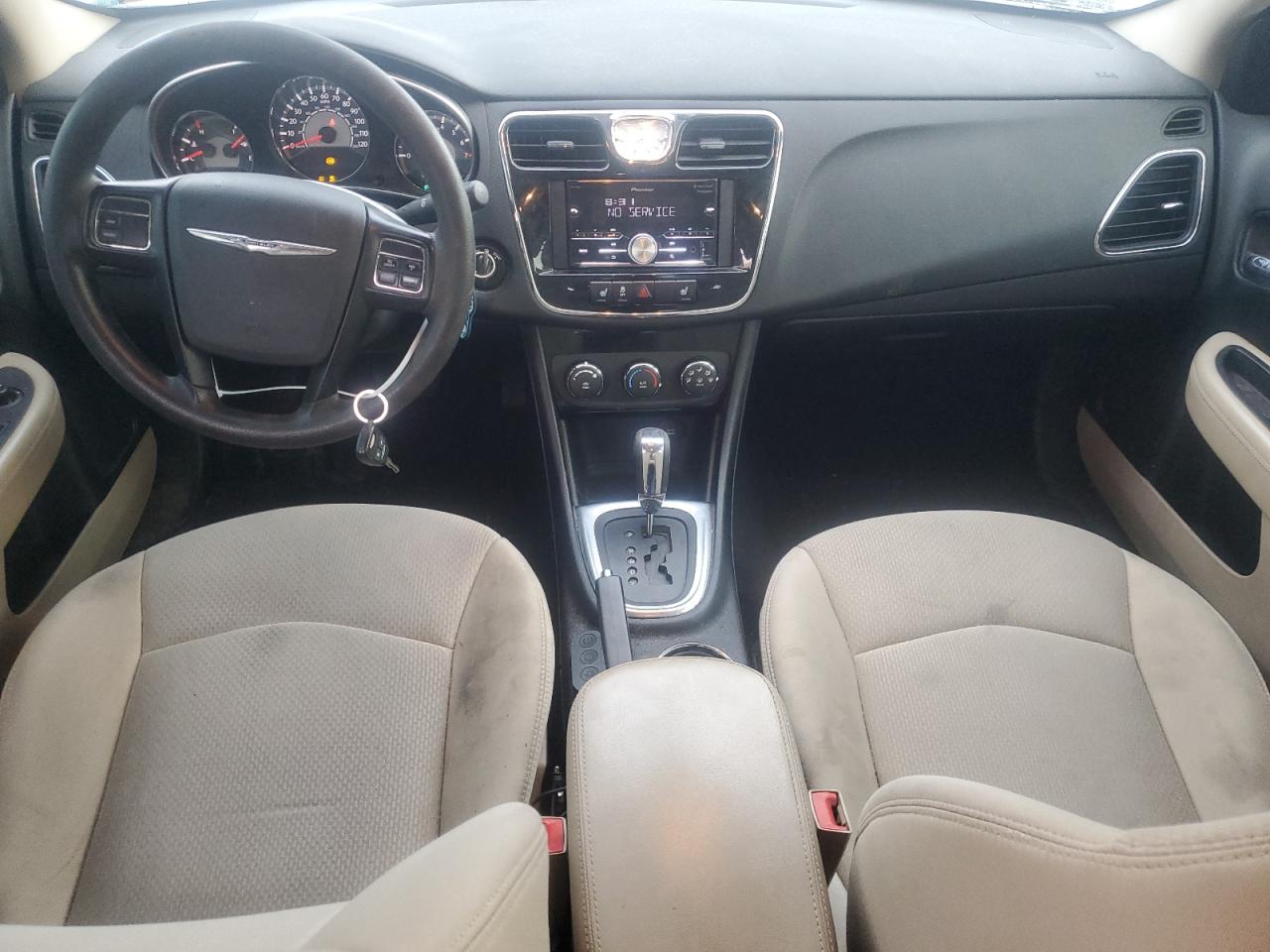 2011 Chrysler 200 - Image 8