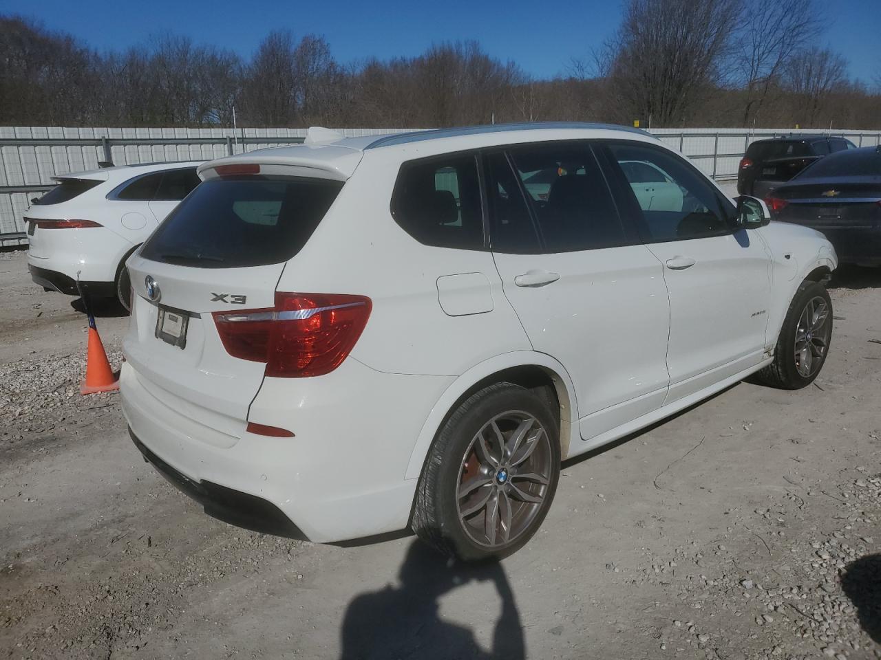 2016 BMW X3 - Image 3