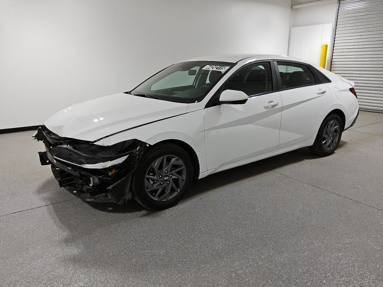 2024 Hyundai Elantra - Image 1
