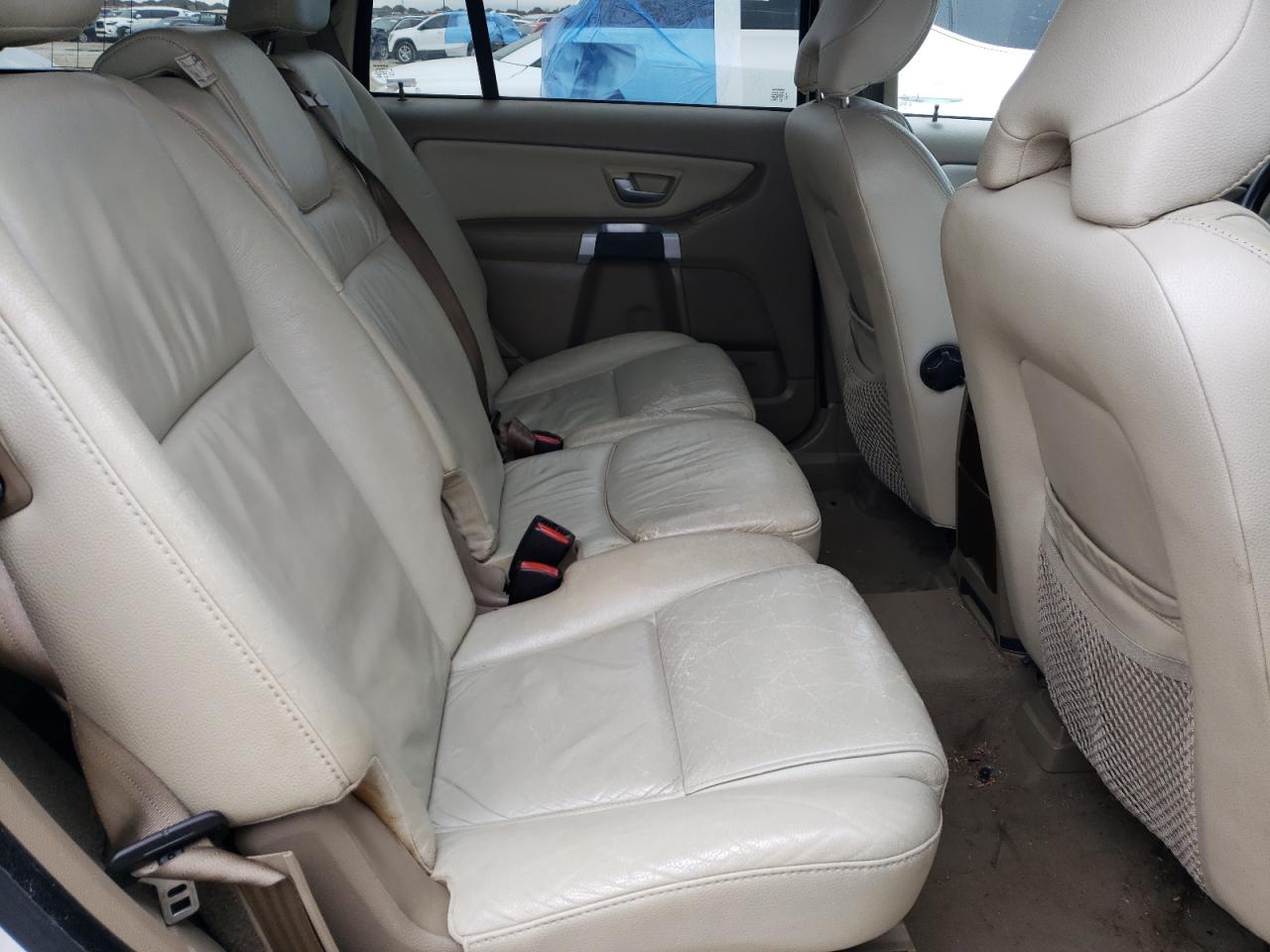 2008 Volvo XC90 - Image 11