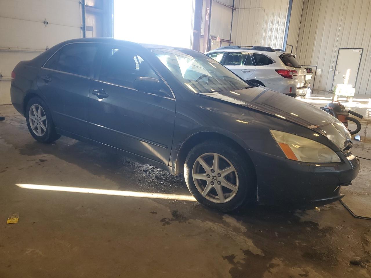 2003 Honda Accord - Image 4