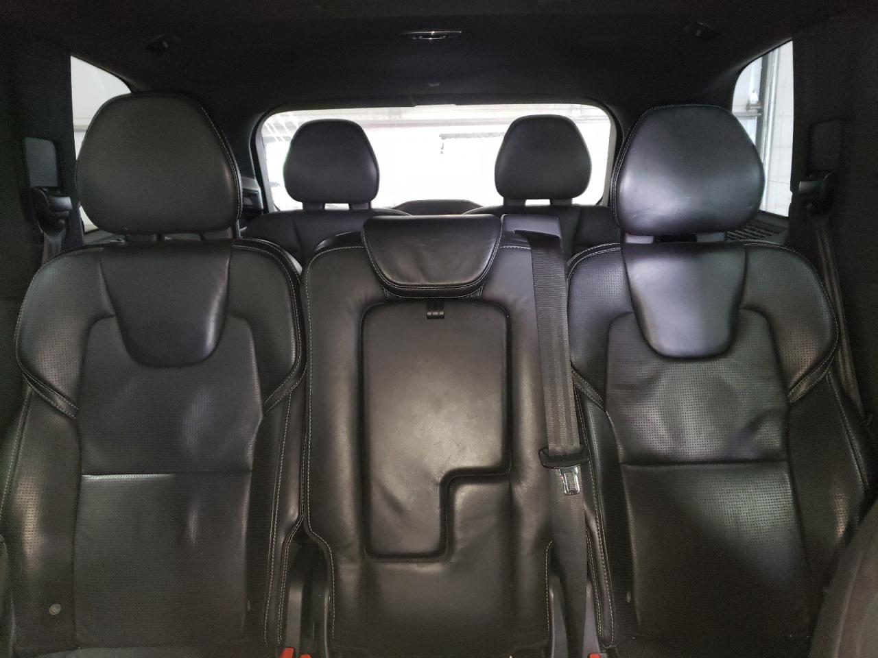 2016 Volvo XC90 - Image 10