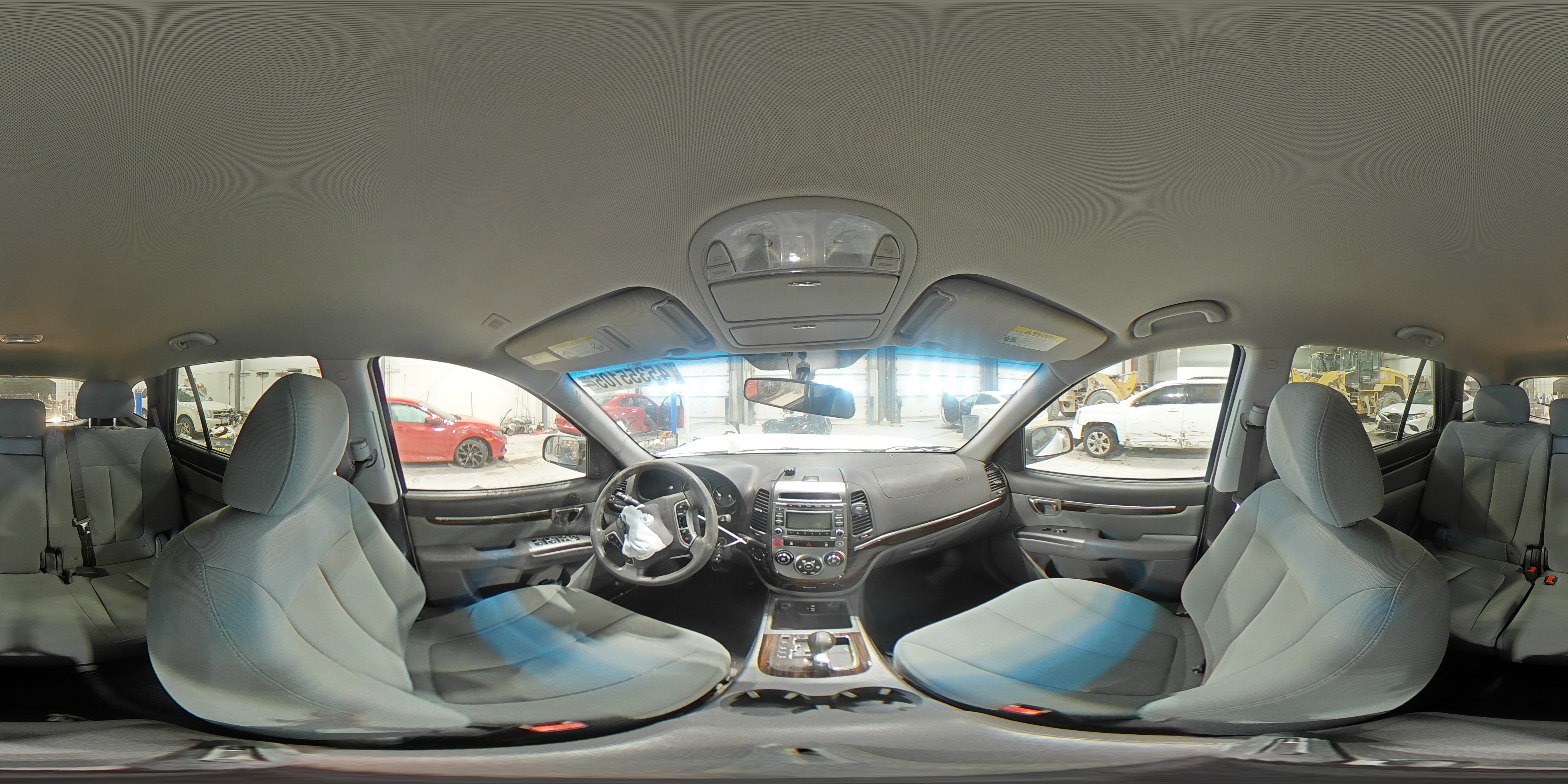 2012 Hyundai Santa Fe - Image 13