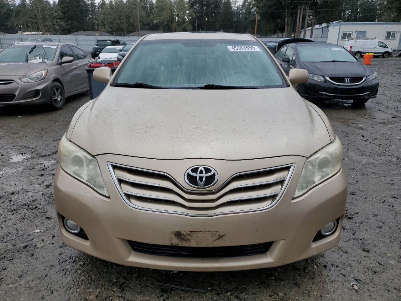 2010 Toyota Camry - Image 5