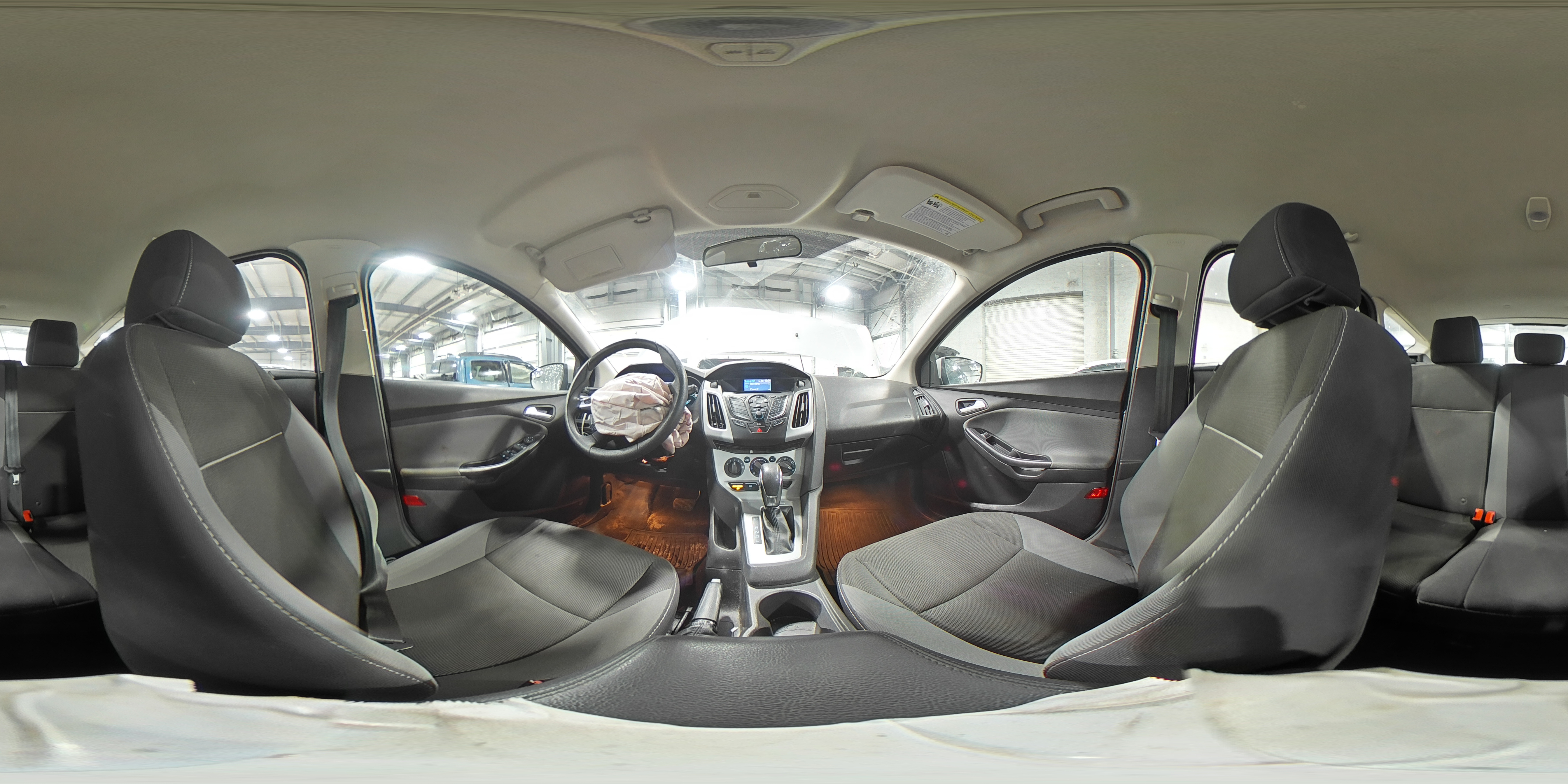 2012 Ford Focus - Image 15