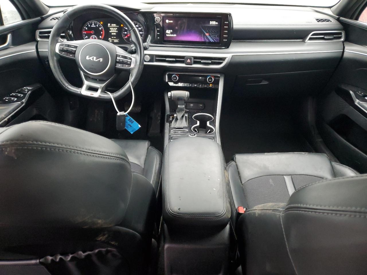 2022 Kia K5 - Image 8
