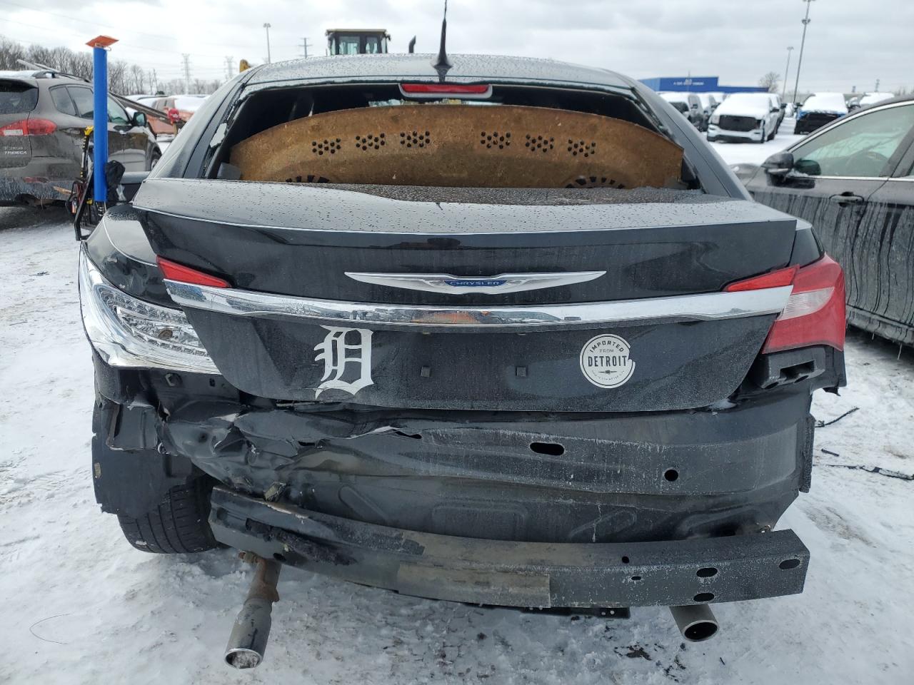 2011 Chrysler 200 - Image 6