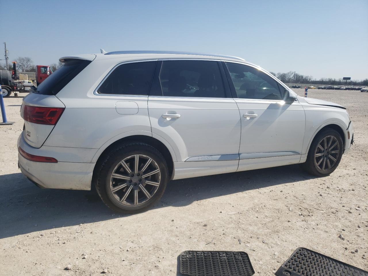 2018 Audi Q7 - Image 3