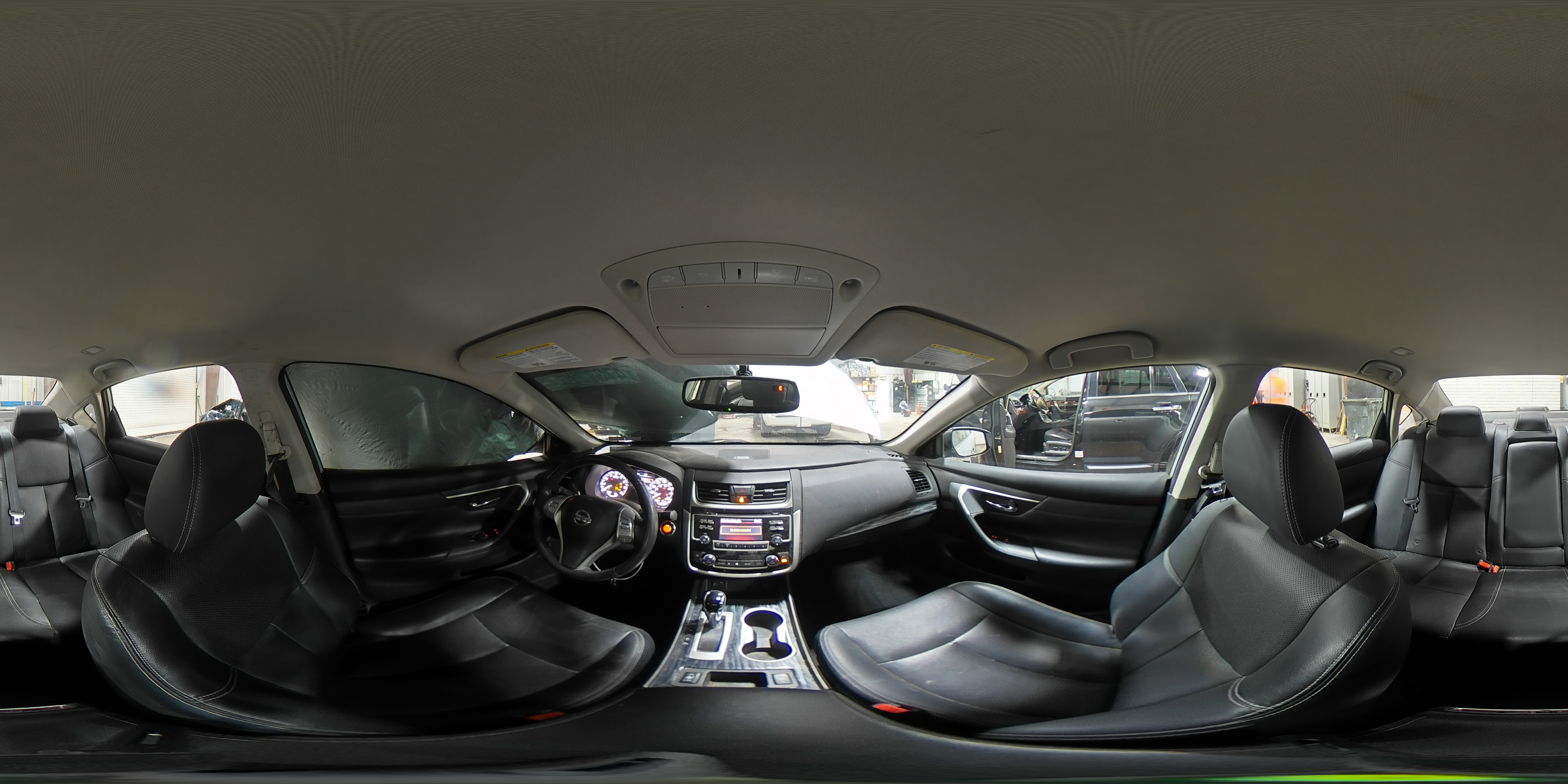 2018 Nissan Altima - Image 14
