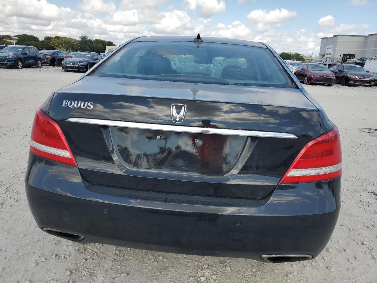 2016 Hyundai Equus Signature VIN: KMHGH4JH9GU105749 Lot: 43929775