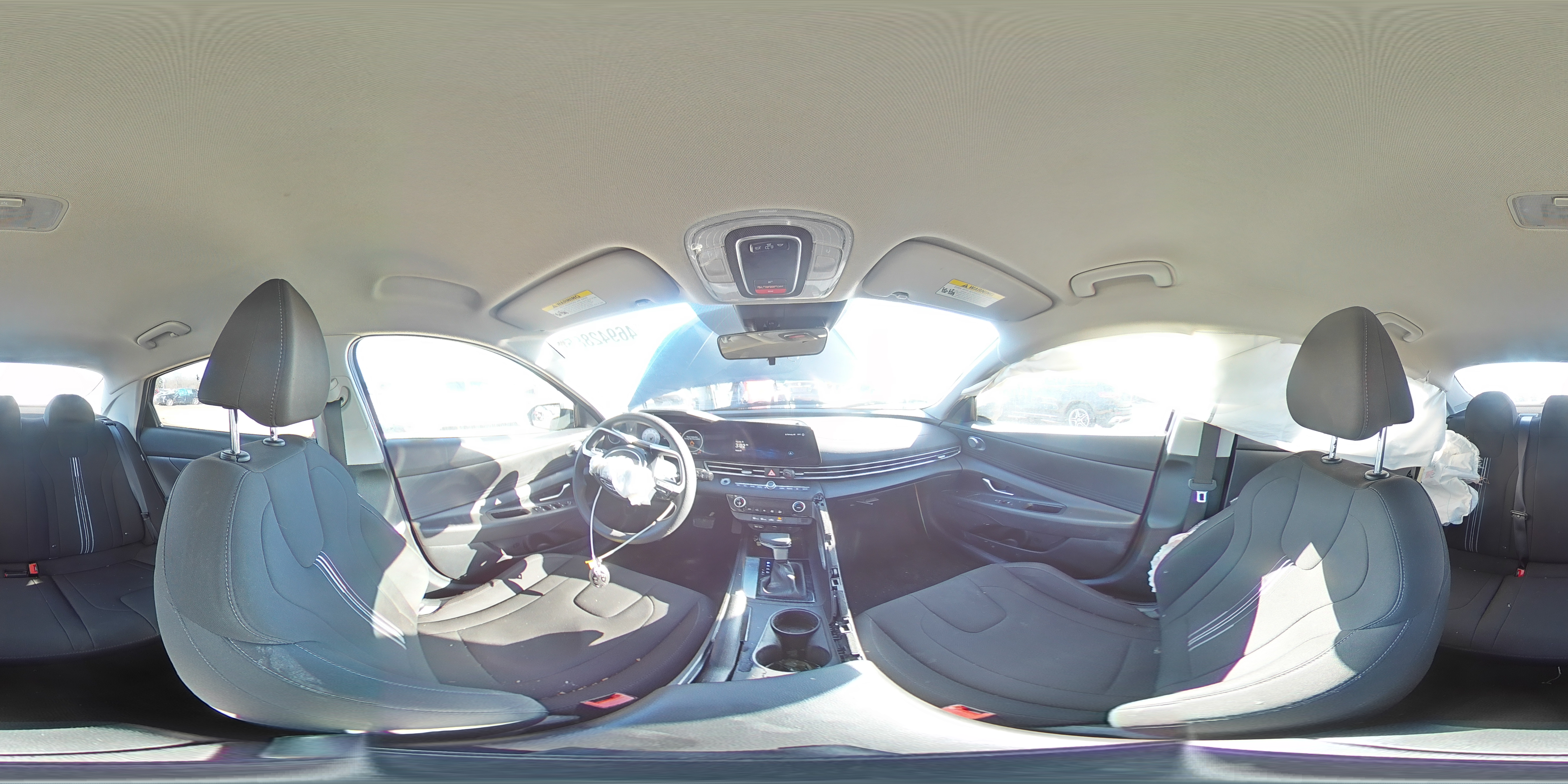 2024 Hyundai Elantra - Image 13