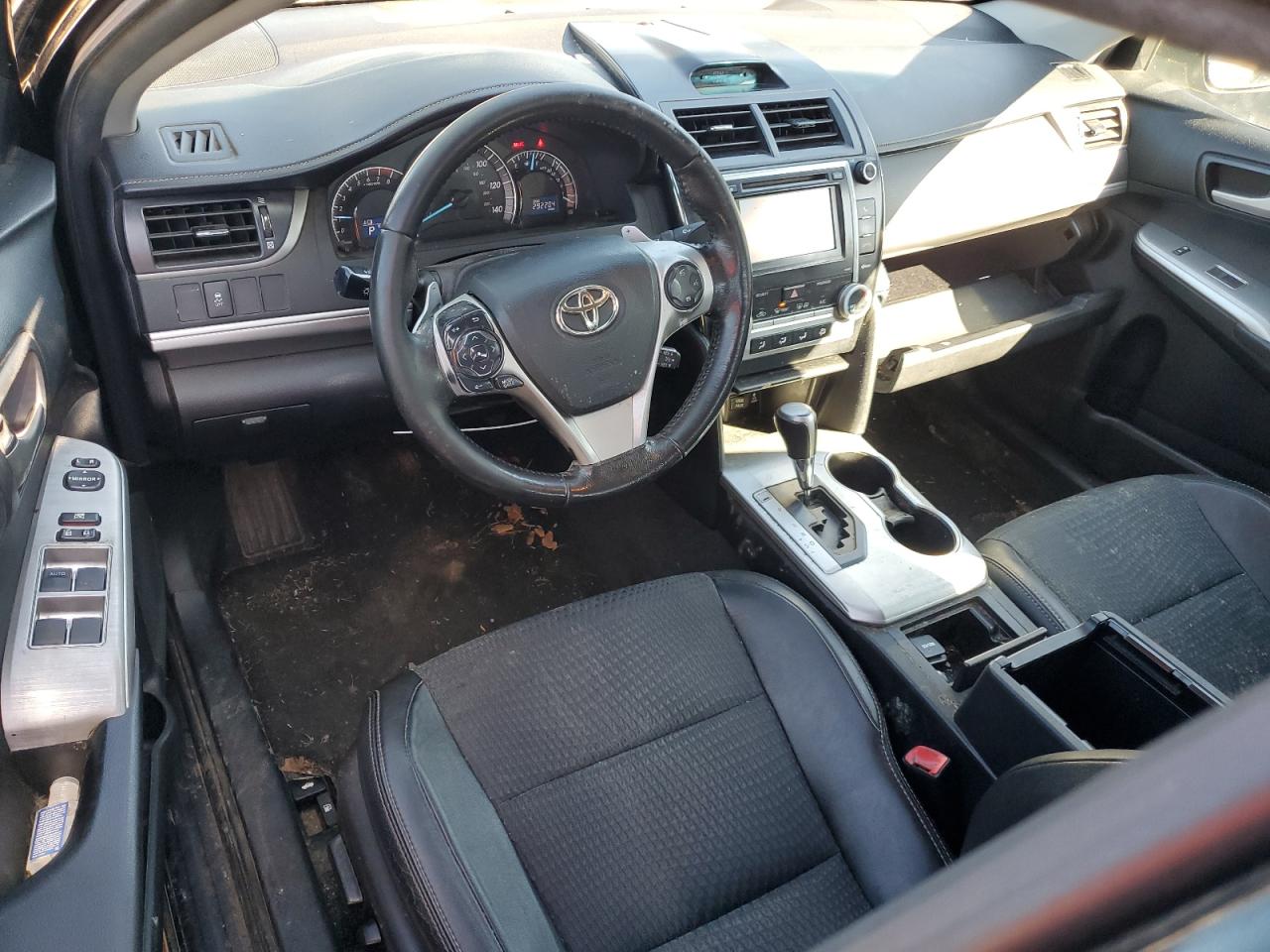 2012 Toyota Camry - Image 8
