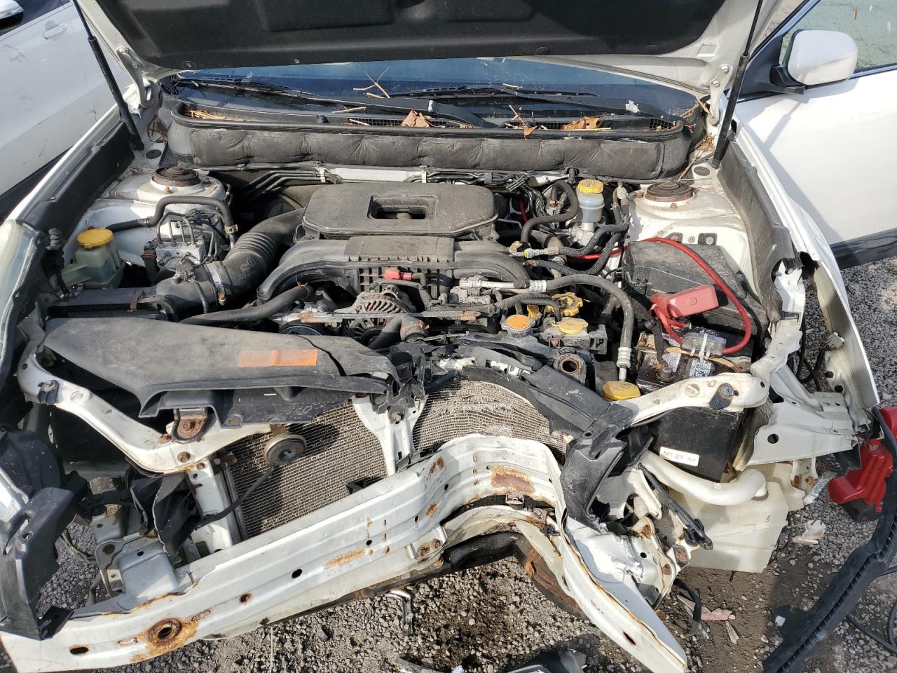 2011 Subaru Outback - Image 11