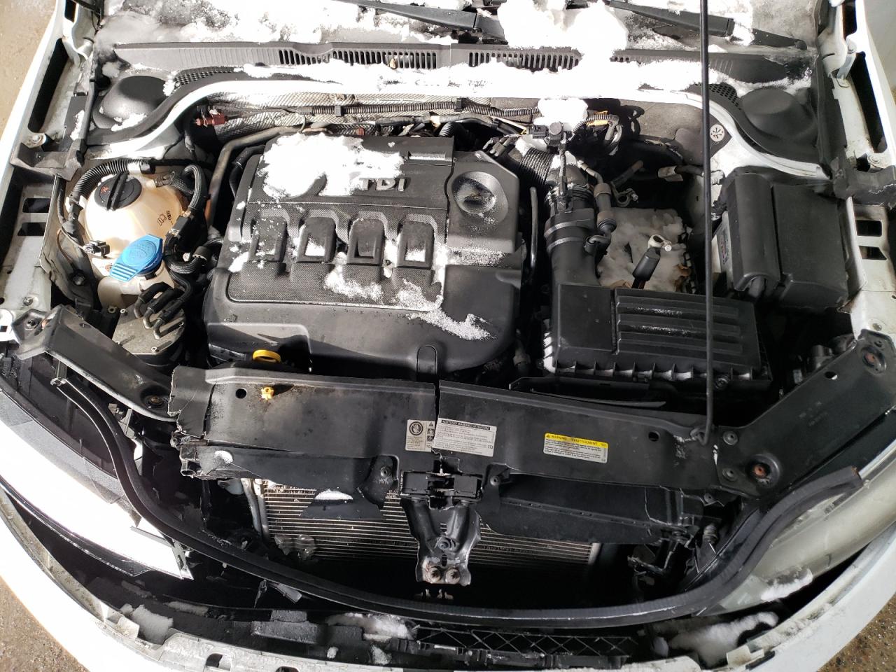 2015 Volkswagen Jetta - Image 11