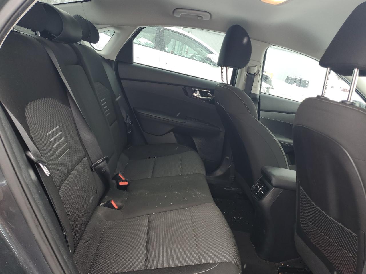 2021 Kia Forte - Image 10