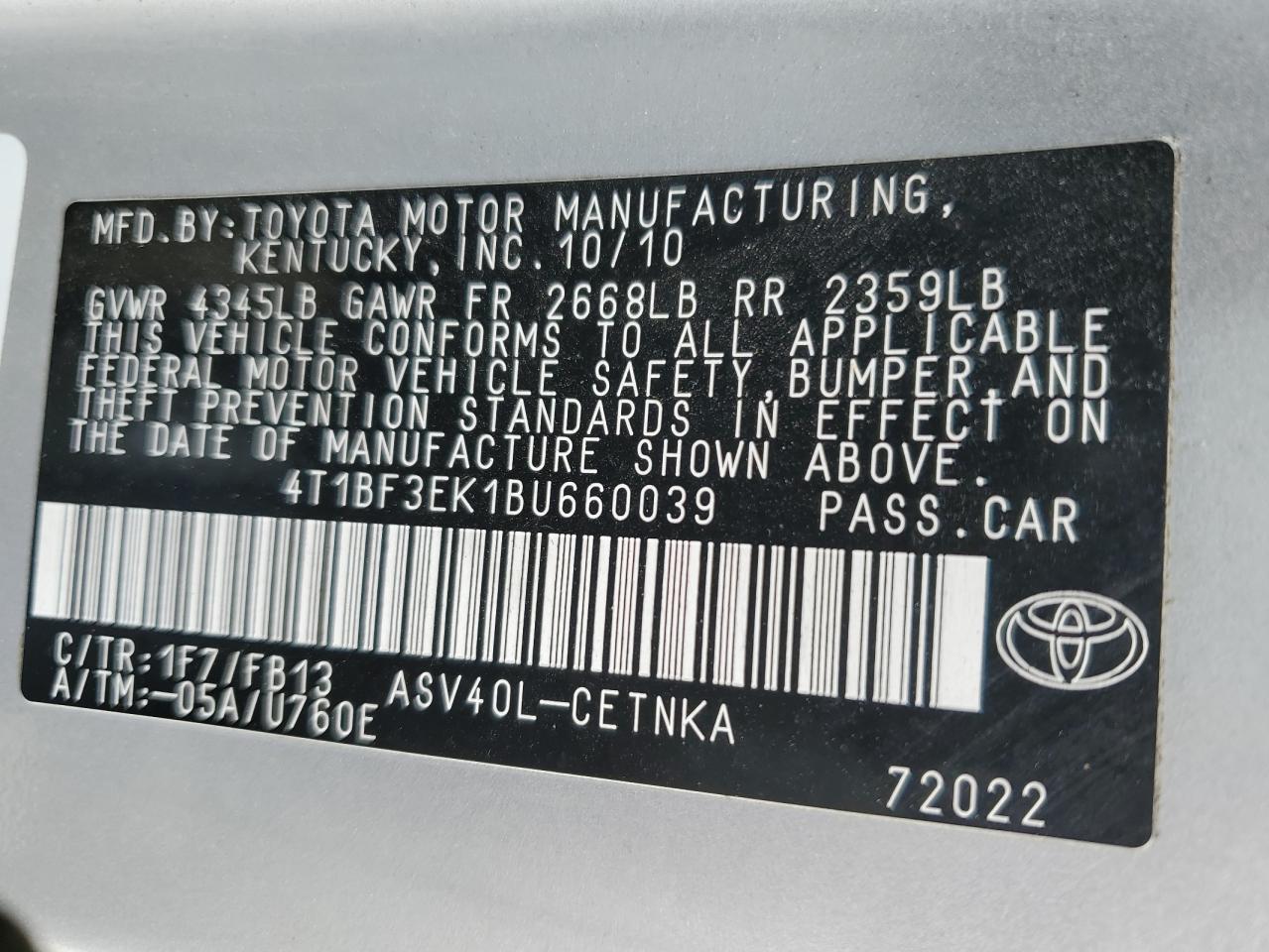 2011 Toyota Camry - Image 12
