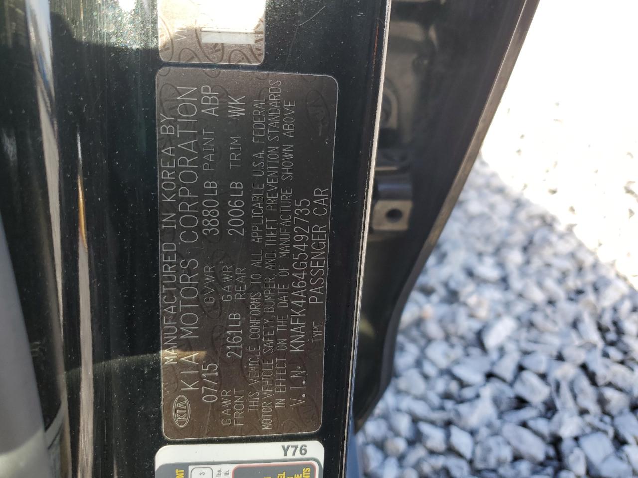 2016 Kia Forte - Image 12