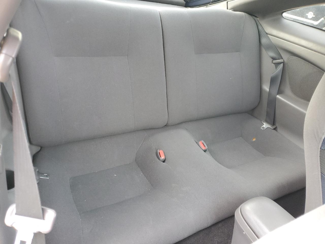 2001 Toyota Celica - Image 10