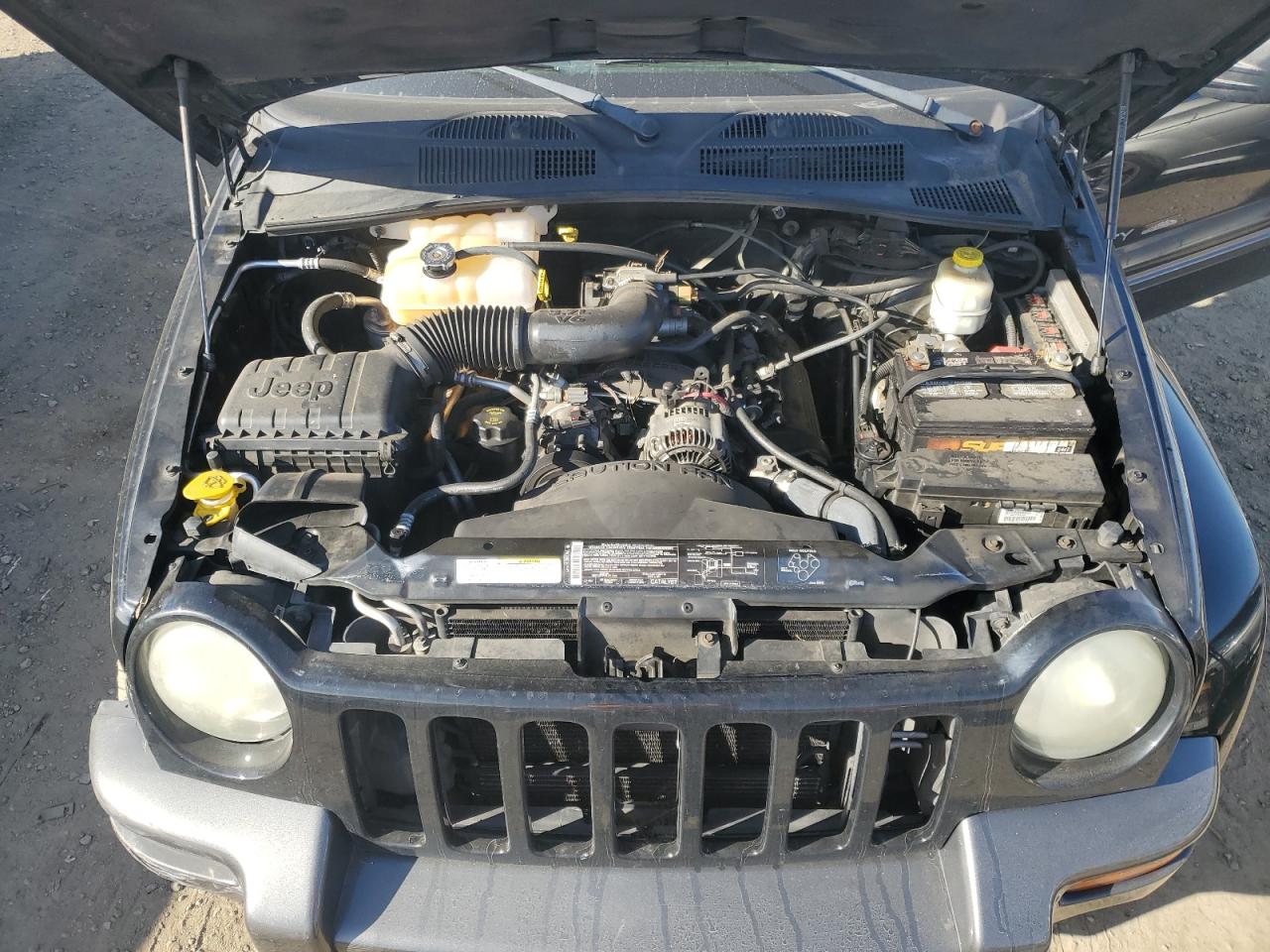 2004 Jeep Liberty (North America) - Image 12