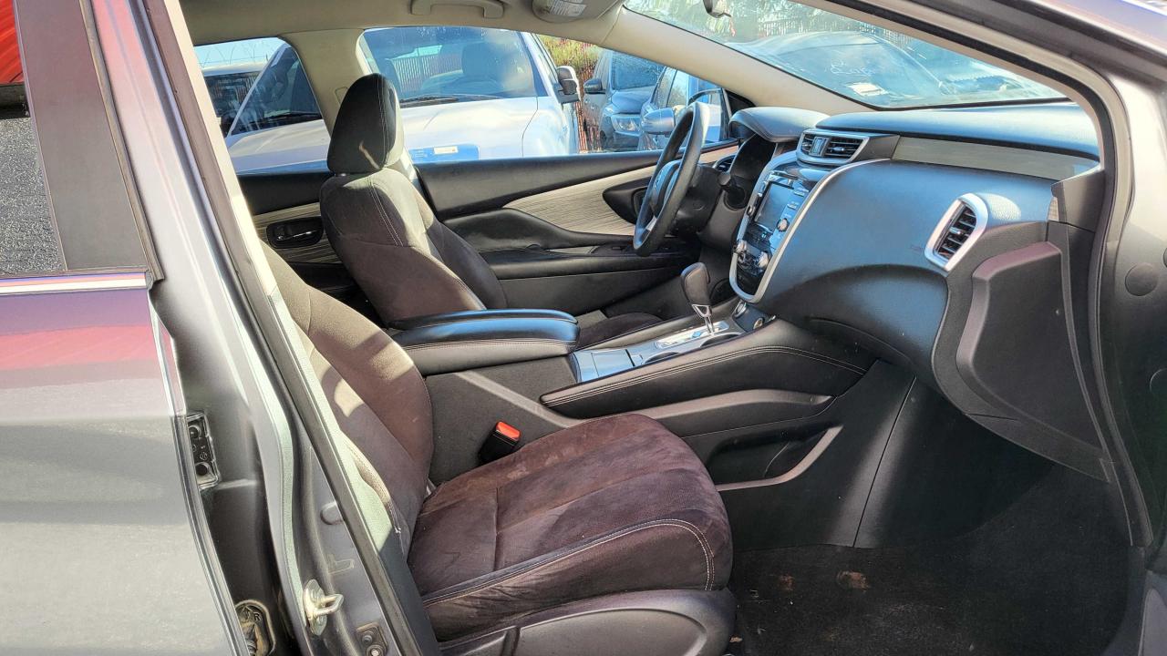 2016 Nissan Murano - Image 5