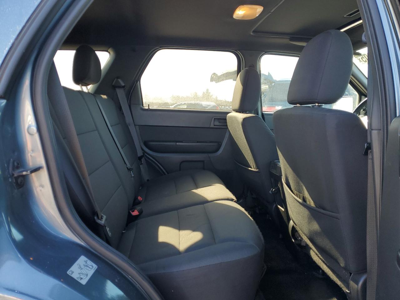 2011 Ford Escape - Image 11