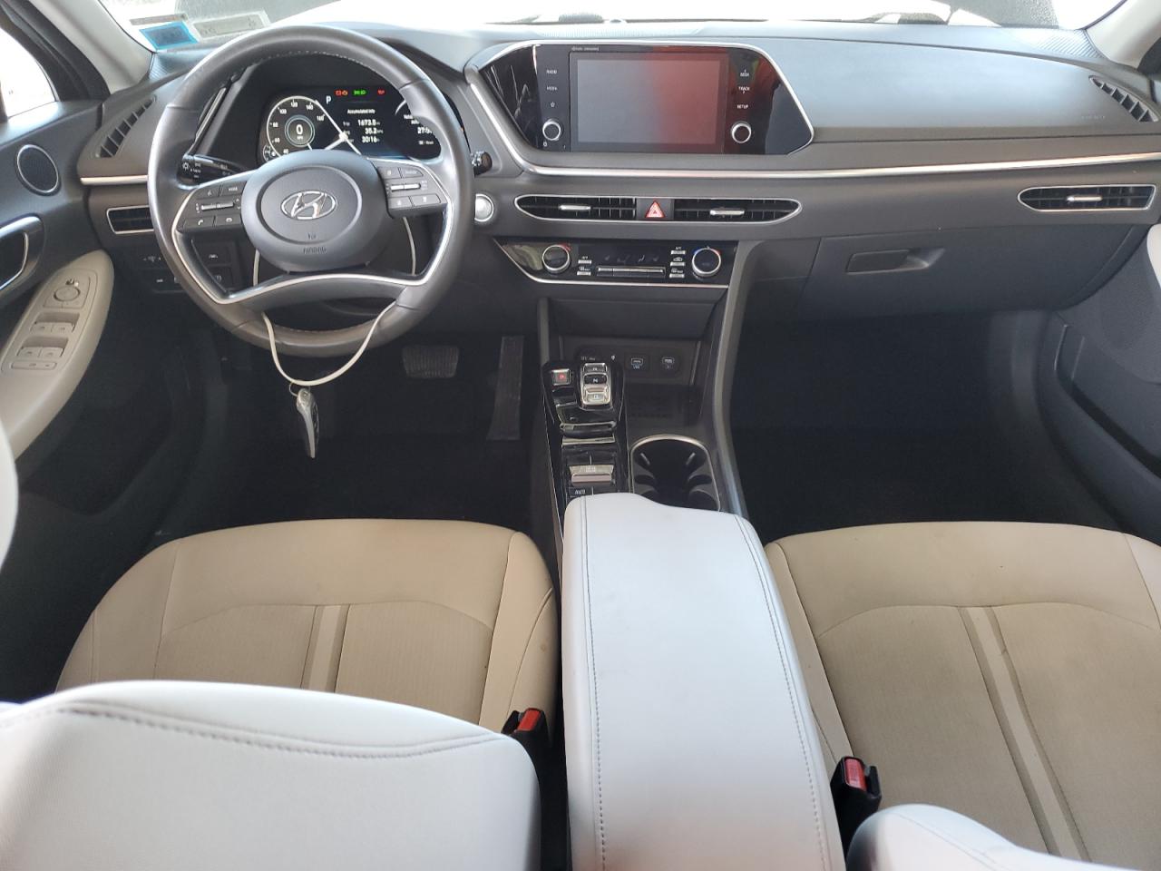 2022 Hyundai Sonata - Image 8