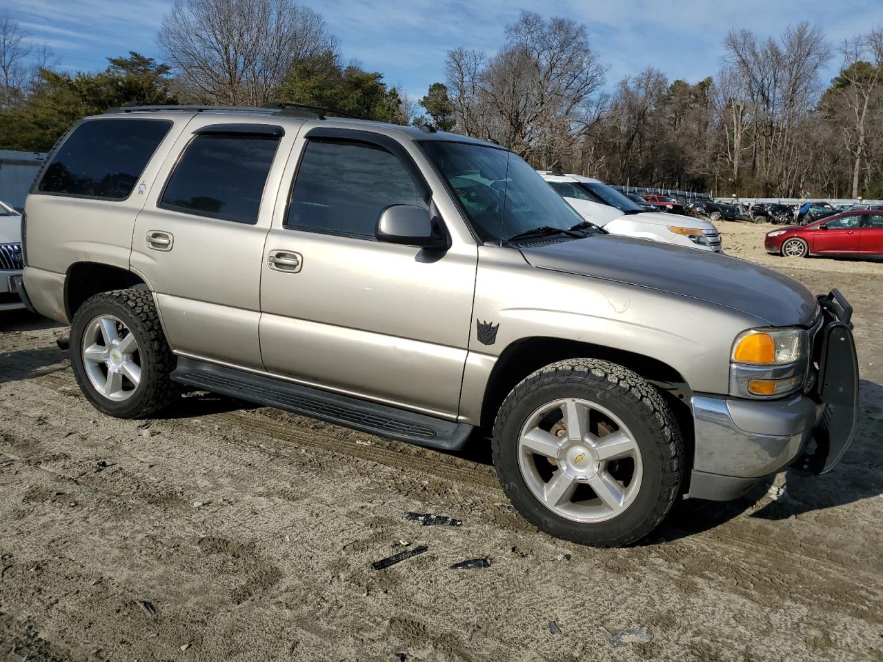 2003 GMC Yukon - Image 4
