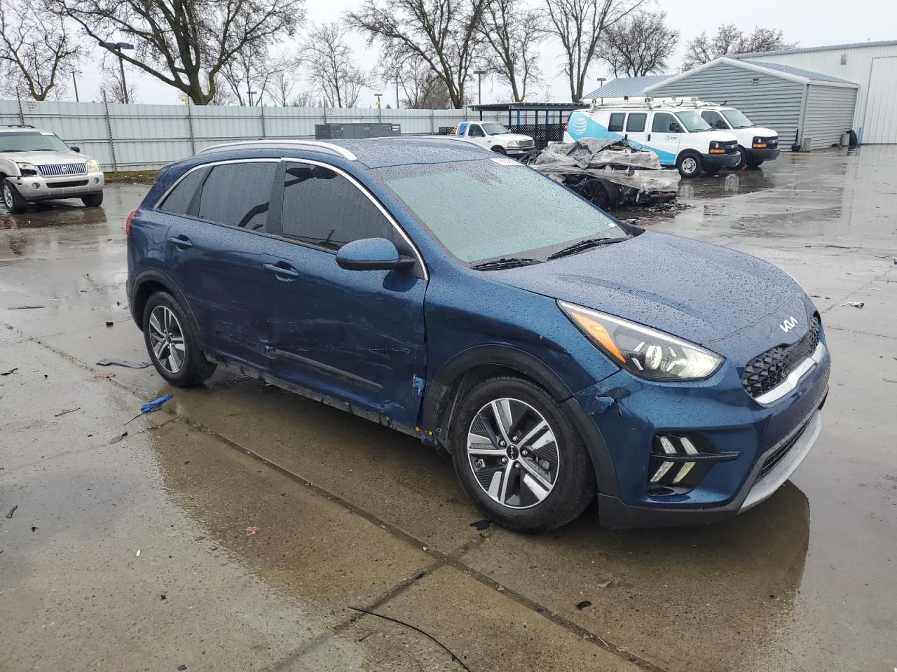 2022 Kia Niro - Image 4