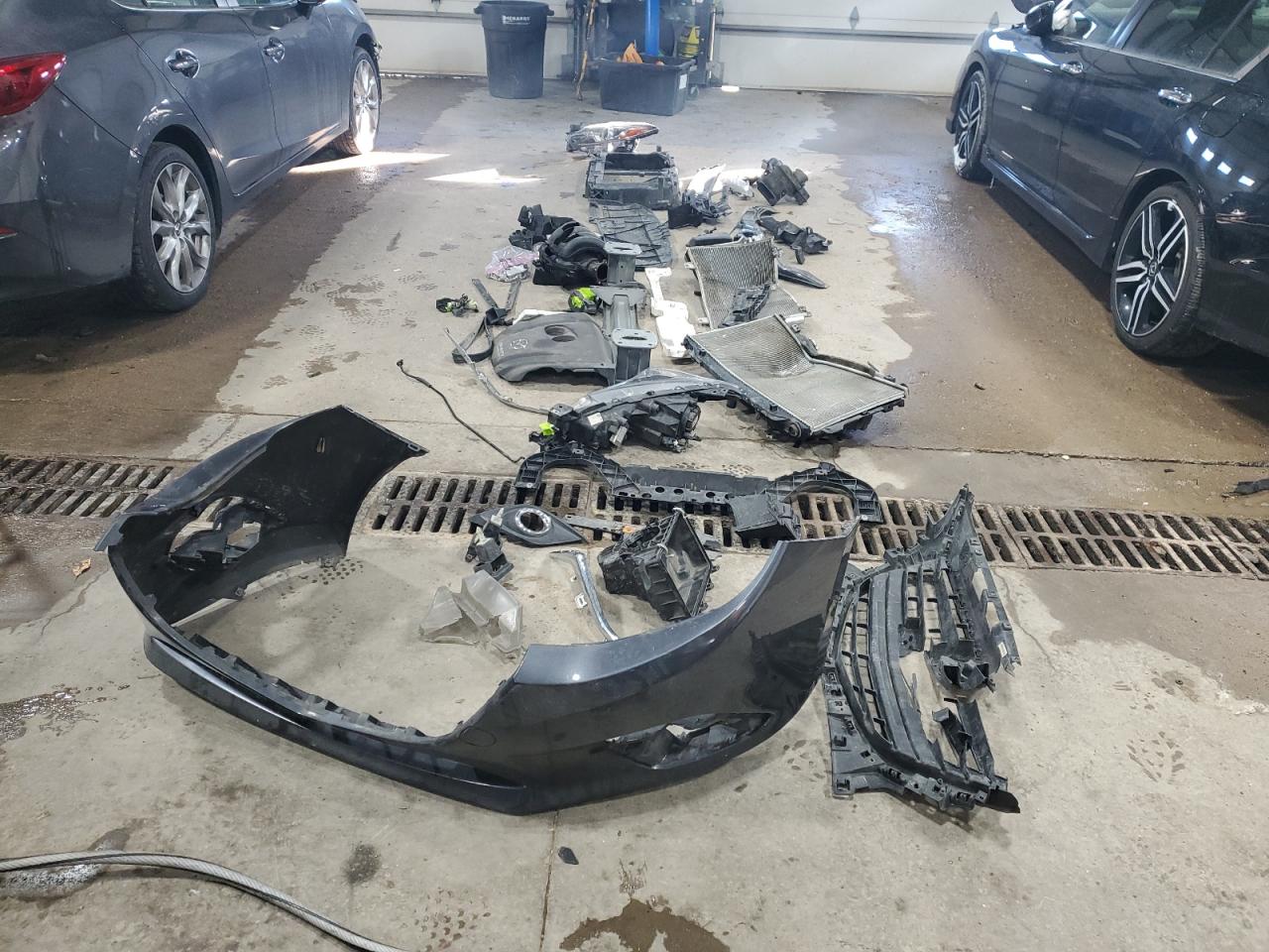 2016 Mazda 3 - Image 12