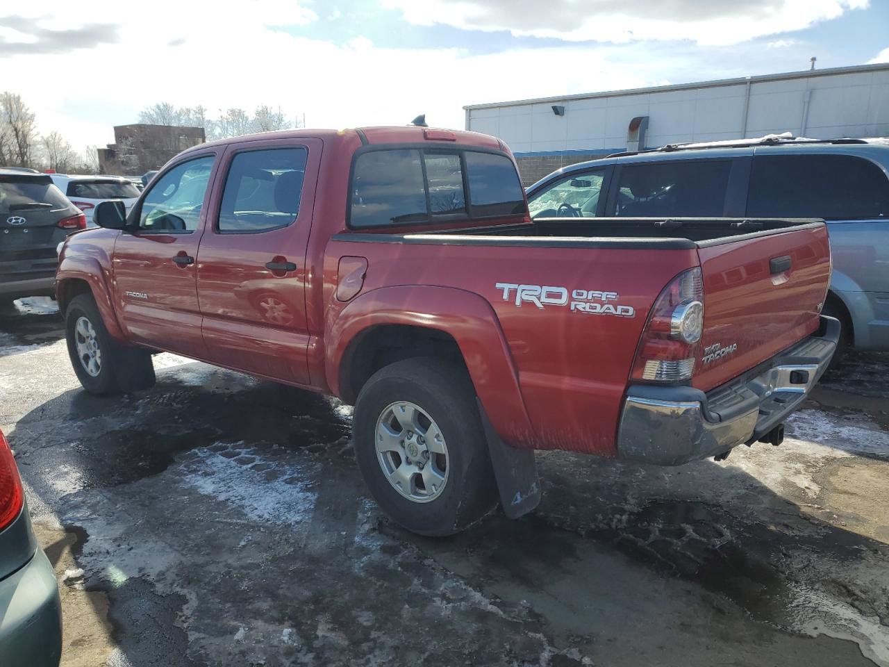 2014 Toyota Tacoma - Image 2