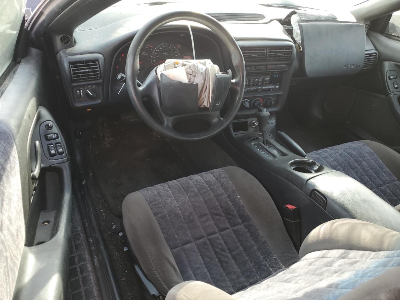 2002 Chevrolet Camaro - Image 8