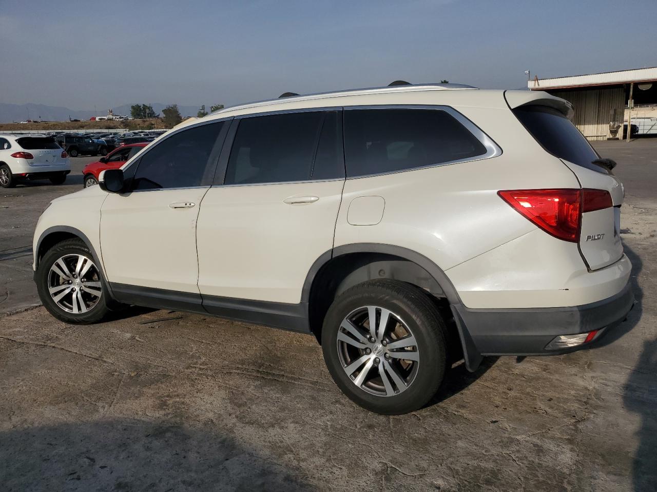 2017 Honda Pilot - Image 2