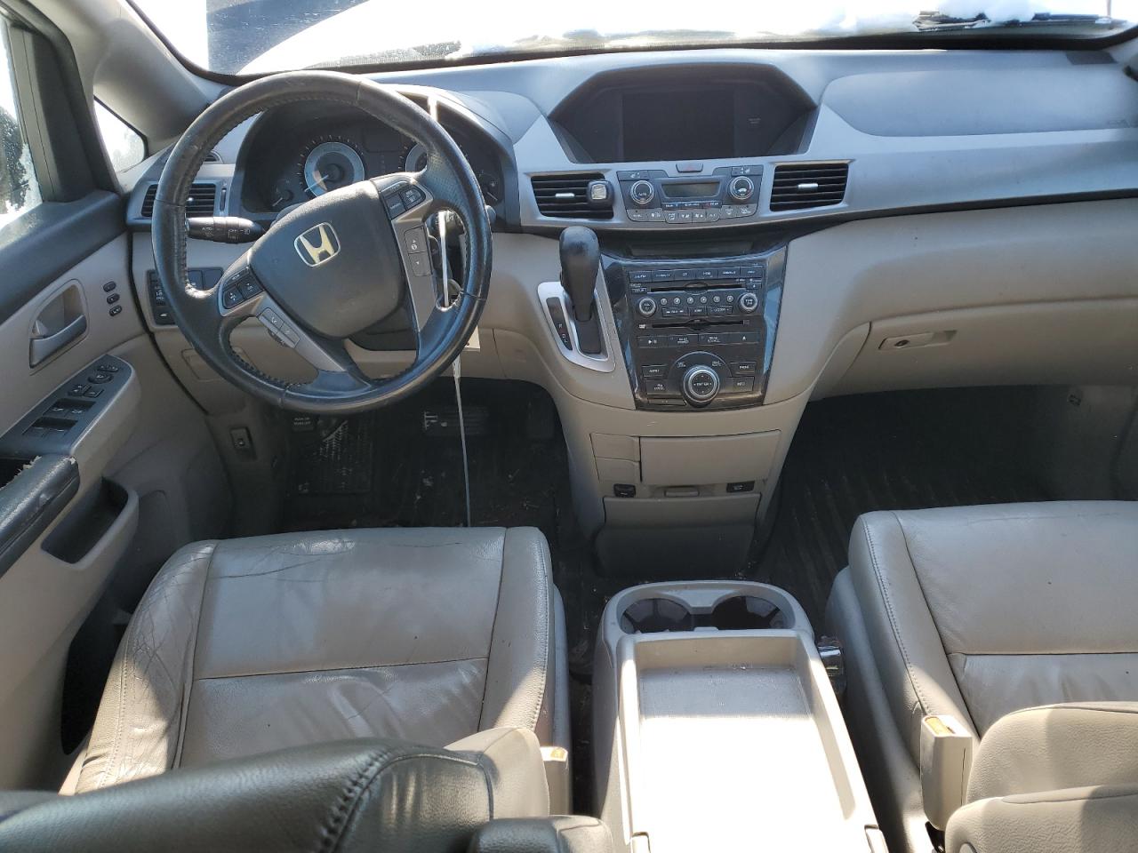 2011 Honda Odyssey - Image 8