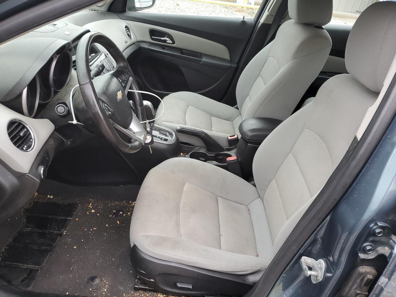 2012 Chevrolet Cruze - Image 7