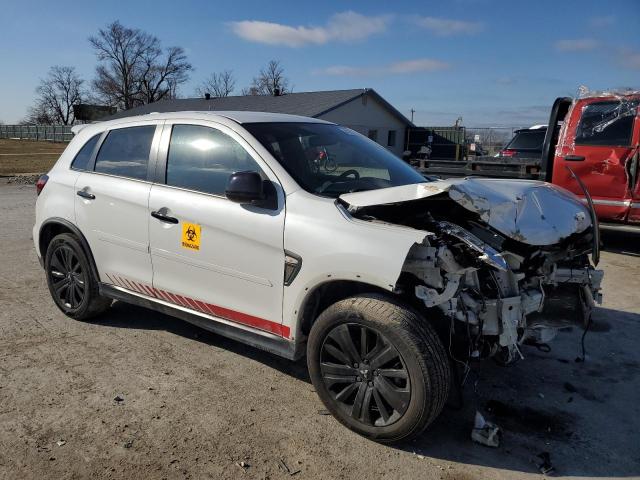  MITSUBISHI OUTLANDER 2020 Білий